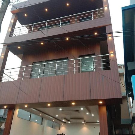 Woodland Lodge And Restaurant Guwahati Exterior photo