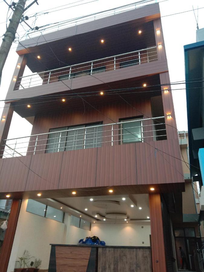 Woodland Lodge And Restaurant Guwahati Exterior photo